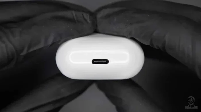 Does Airpods Third Gen Use Usb C