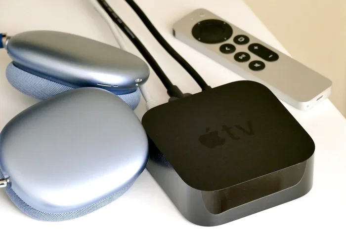 Do Airpods Max Work with Apple Tv