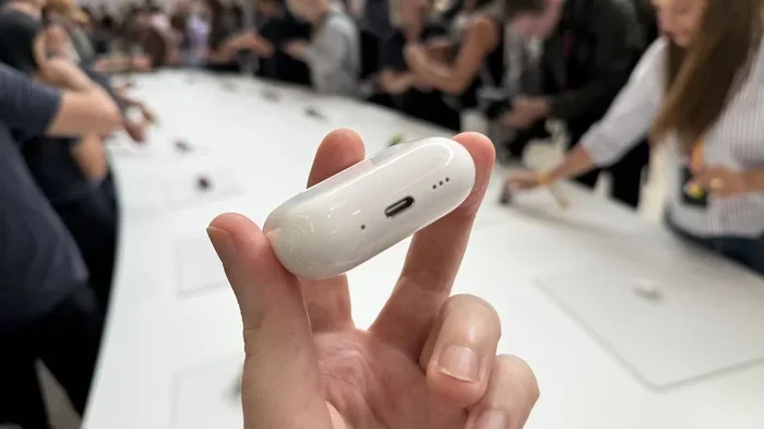 Do Airpods Eliminate Background Noise