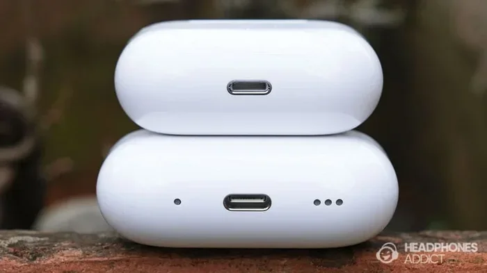 Does Airpods Pro 2 Have Lightning Port