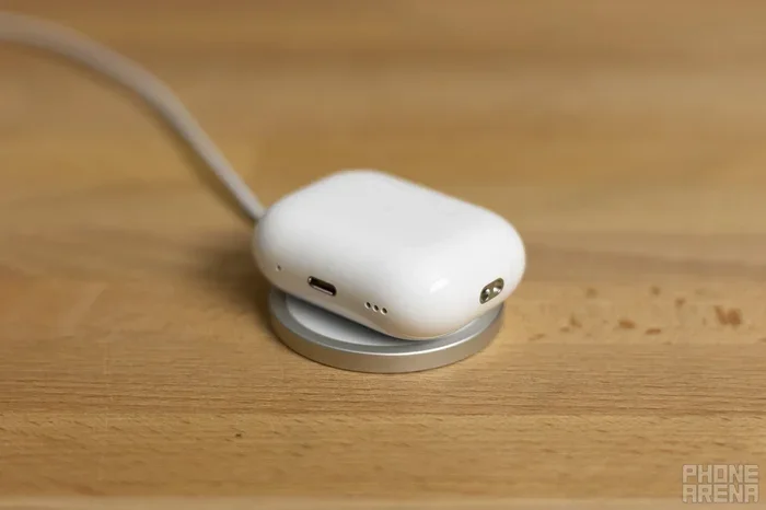 Does Airpods Pro Come with a Cube