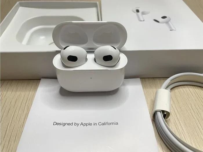 Does Apple Still Sell Airpods 3rd Gen