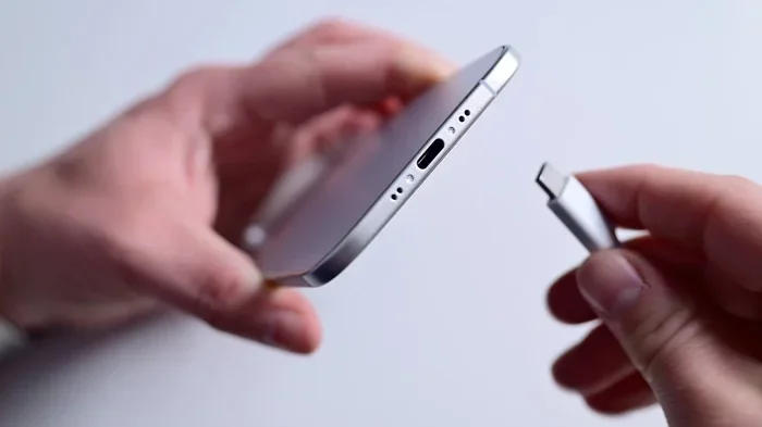 Does Iphone Air Have Usb C