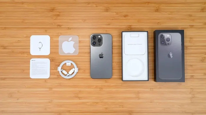 Does Iphone Xr Max Come with Airpods