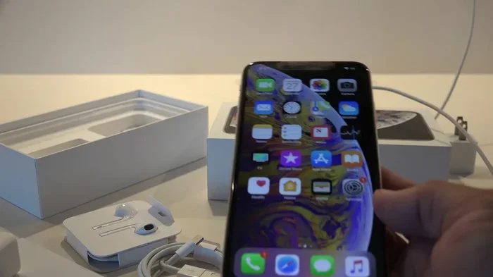 Does Iphone X Max Come with Earpods