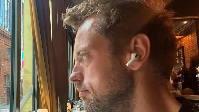 Can Airpods Cancel Out Background Noise