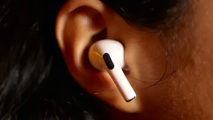Do Airpods Remove Background Noise