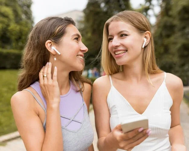 Can People Hear Your Airpods Pro 2