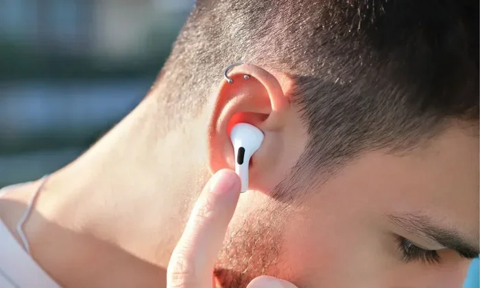 Can I Use Noise Cancellation with One Airpod