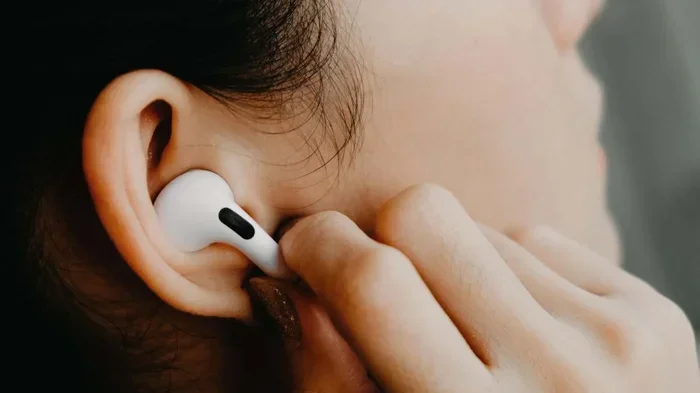 Can You Use Noise Cancelling with One Airpod